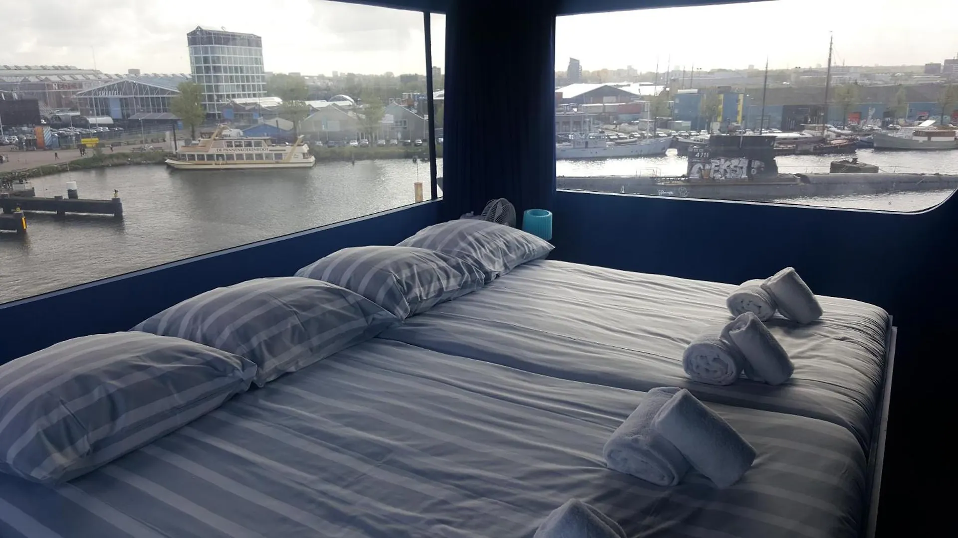 *** Szálloda Botel Amszterdam Hollandia