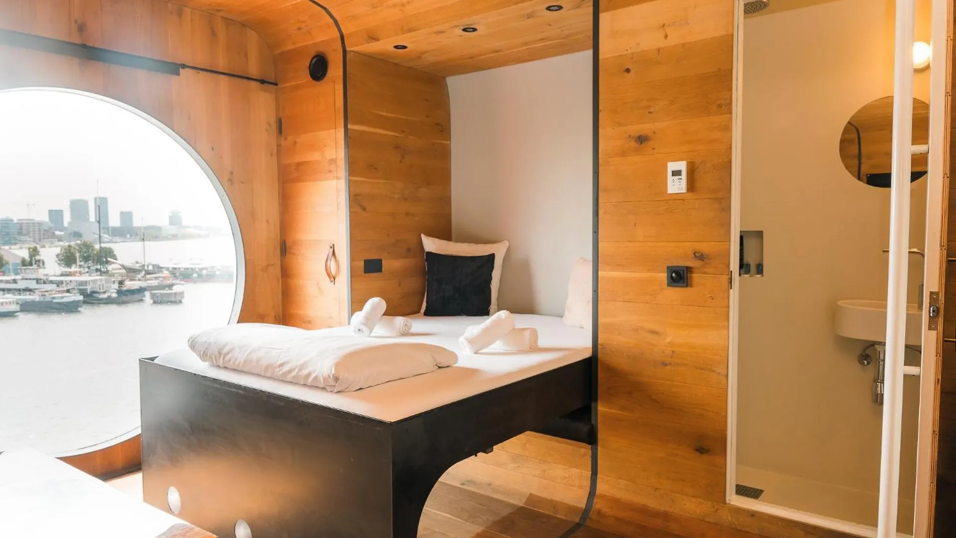 Hotel Botel Amsterdam