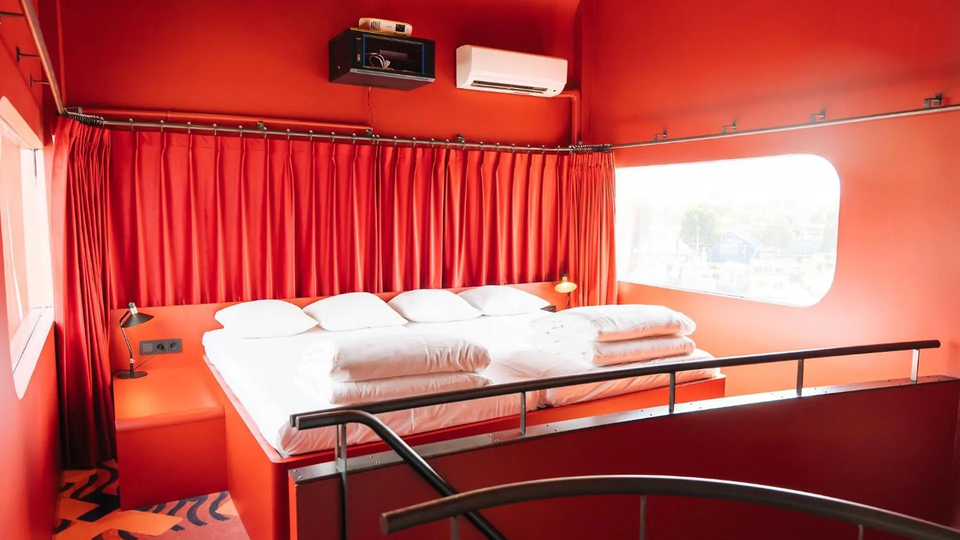 Hotel Botel Amsterdam